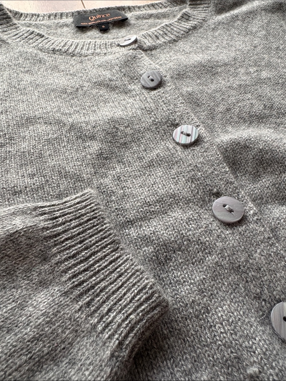 Quince Mongolian Cashmere Cropped Crew Cardigan Heather Grey in Small EUC - Picture 5 of 13